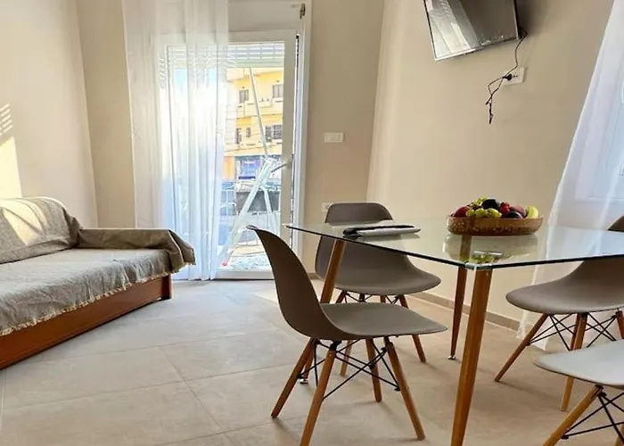 Christina & Suzan Апартаменты