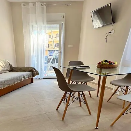 Christina & Suzan Апартаменти